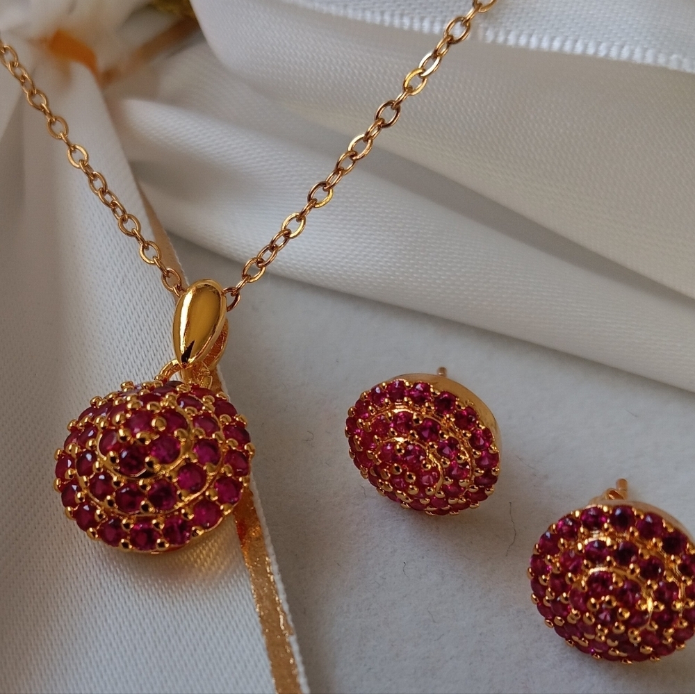 Elegant Pink Crystal Stud Earrings